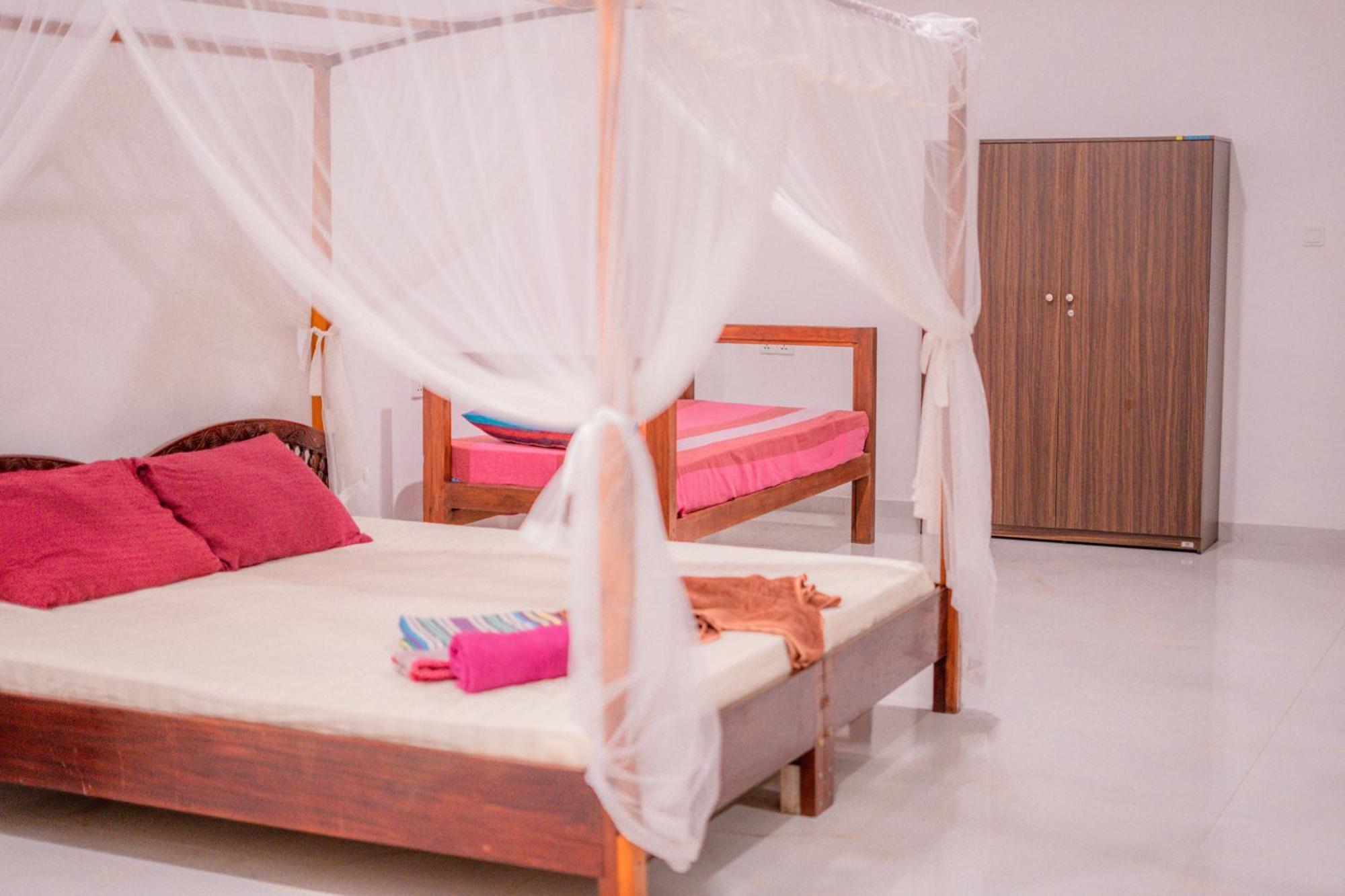 Monkey Villa Hikkaduwa Exterior foto